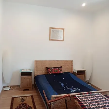 Makvirag Haz Apartment Zebegeny